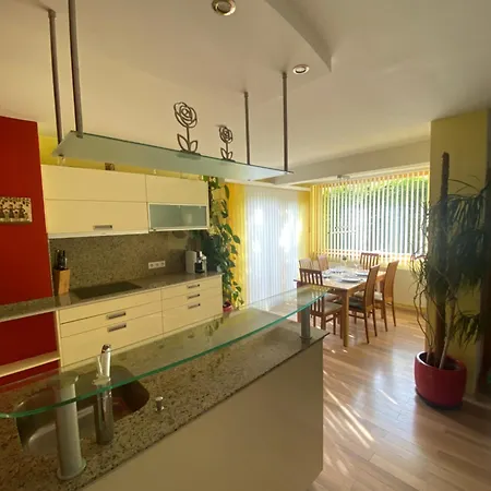 Hartweger House 度假居